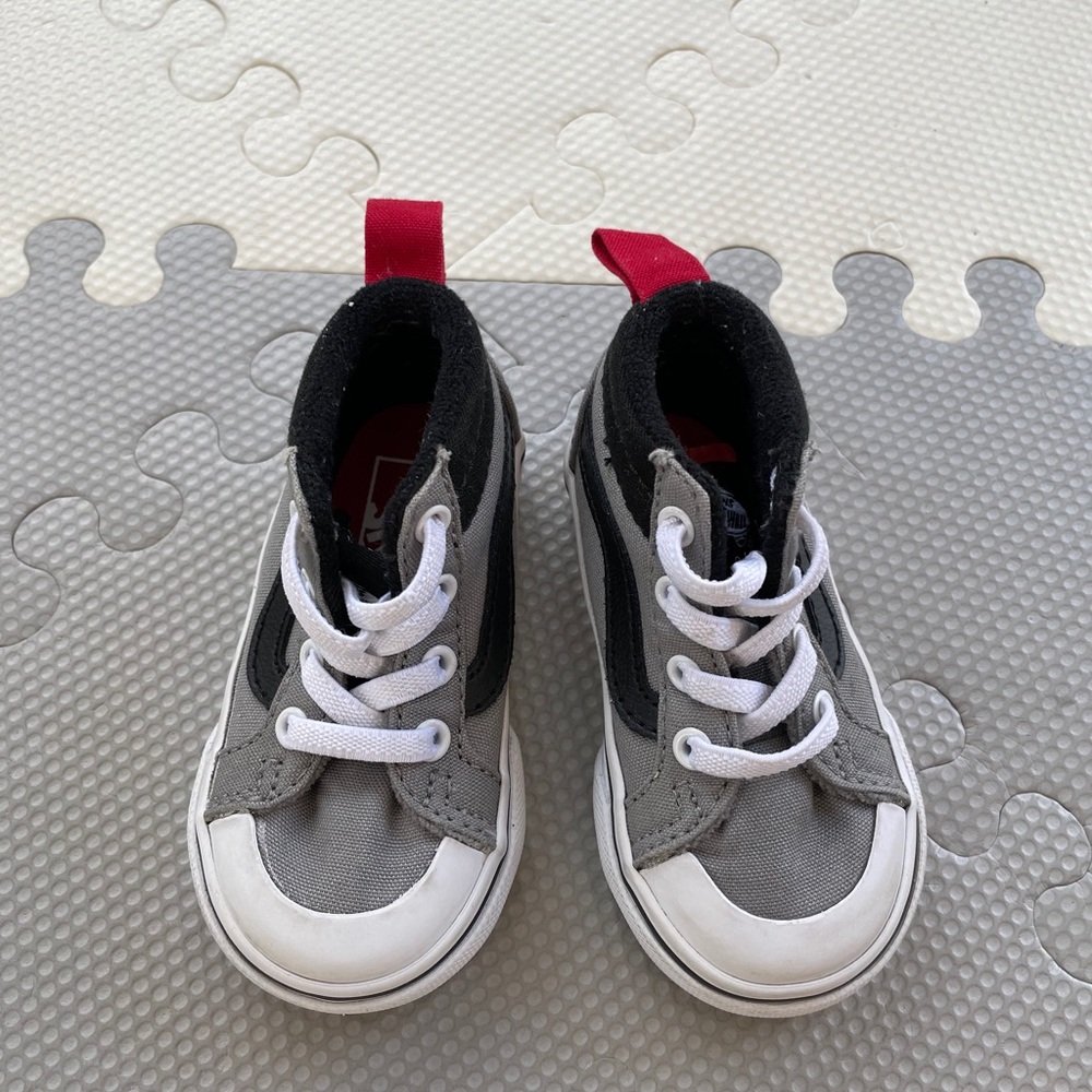 Toddler vans size 4
